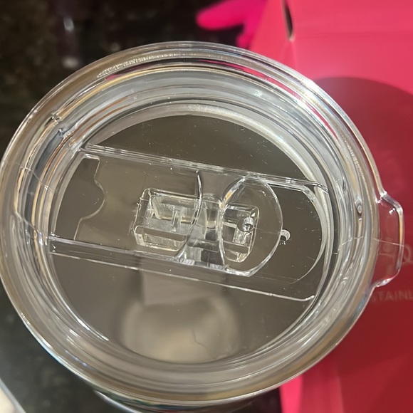 Lilly Pulitzer stainless steel tumbler 20 ounces - totally blossom - Picture 3 of 6